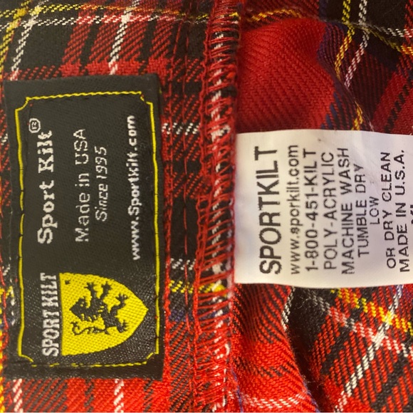 Original ‘Sportskilt’ traditional kilt in red tartan pattern. - Picture 6 of 9